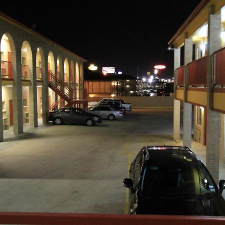Americas Best Value Inn San Antonio/Lackland Afb Exteriör bild