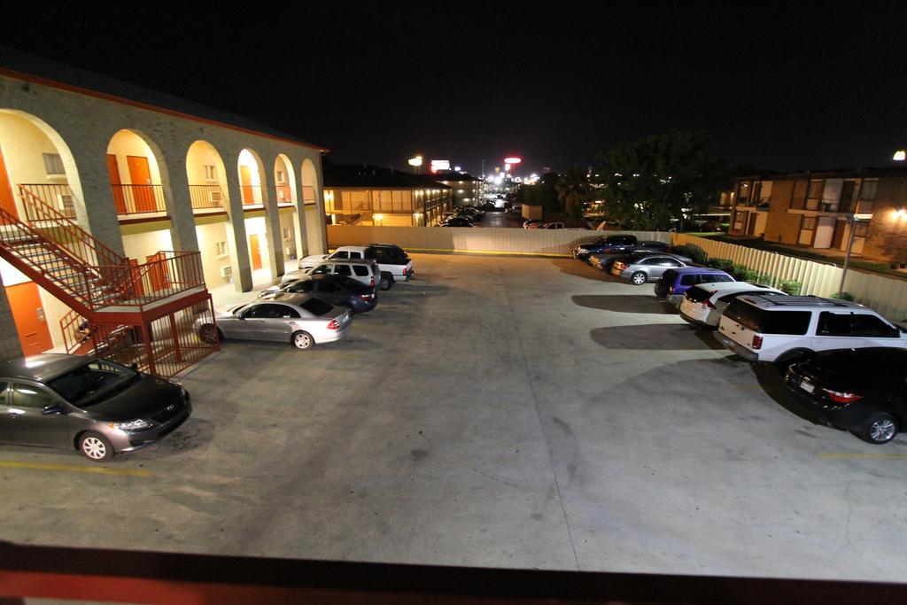 Americas Best Value Inn San Antonio/Lackland Afb Exteriör bild
